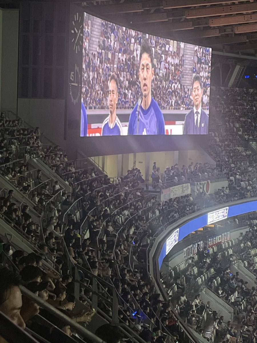 visselrun's tweet photo. 北中米ワールドカップへ挑むサムライブルー戦士達を見届ける事が出来ました✨
いざベスト8以上へ頑張って下さい‼️
#サッカー日本代表　#サムライブルー　#森保ジャパン　#森保JAPAN  #SAMURAIBLUE https://t.co/lZnUSPIlgK