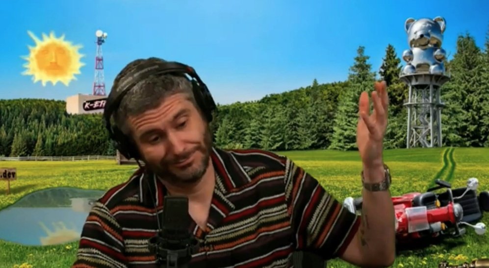 IreneGellar's tweet photo. It's crazy work for the H3Podcast to have Reckless Ben on to talk about the stolen LEGO situation when Ethan Klein is basically the Bricks &amp; Minifigs of Youtube, threatening to sue anyone who criticizes or exposes him. https://t.co/ccQidny6xV