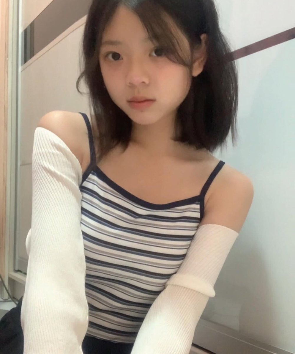 RaffyLOL's tweet photo. 这里是猫猫 置顶

内容见图1 https://t.co/FNHUw2ebAO