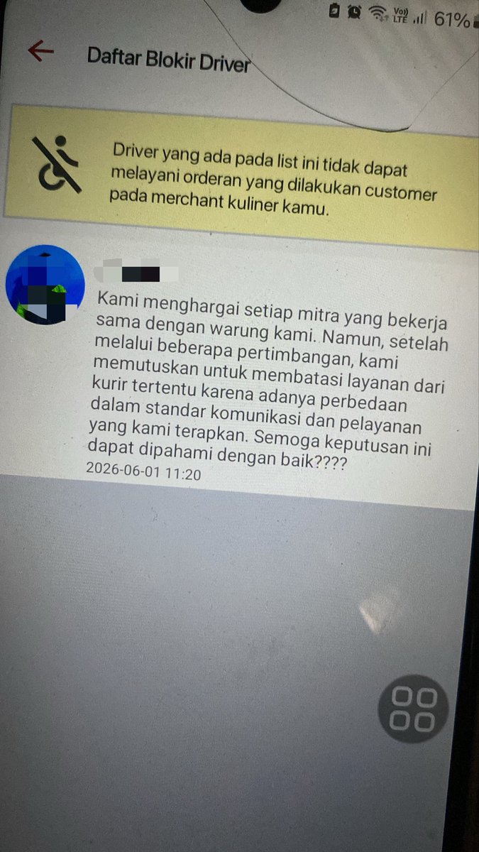 itsaazzz's tweet photo. Aku blokir mas nya karena kurang ramah dan akhirnya memutuskan untuk berhenti bekerja sama dengan kurir tersebut !! https://t.co/9WTxAiXhBZ