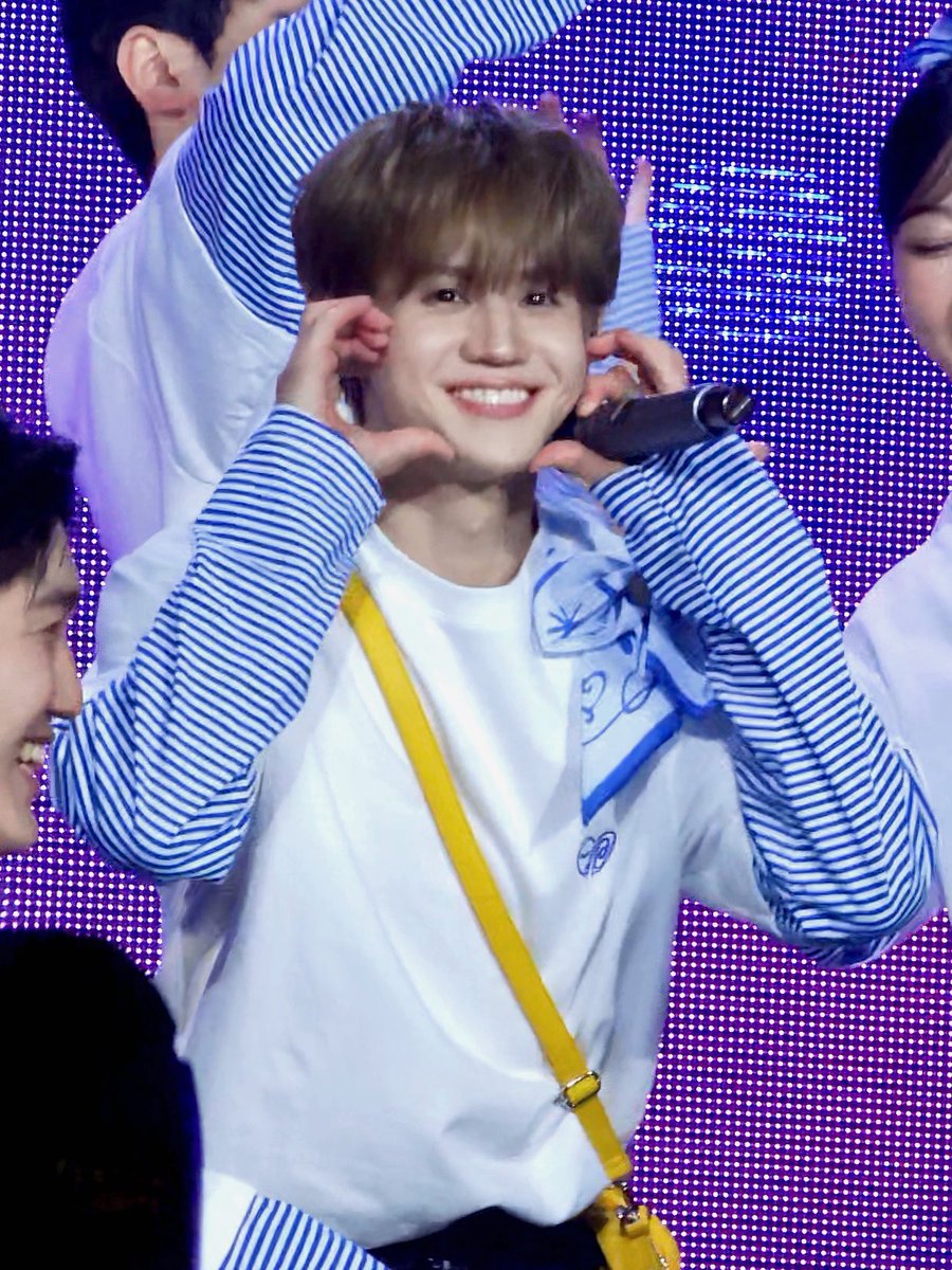 chamir0105's tweet photo. 촉촉한 눈빛…🥺 https://t.co/1hglDpvsWl