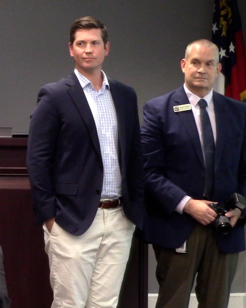 lbbecker's tweet photo. Funding Reduction For SRO Program Not A Budget Cut, Oconee County Schools Administrator Says https://t.co/M4JGKopmi3 https://t.co/s26ZDbGbqf