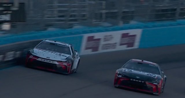 DennybroWill11's tweet photo. Just remember 2025 Phoenix before you speak tonight Bell, all fair 😀
#dennyhamlin https://t.co/xubfzvRrr3