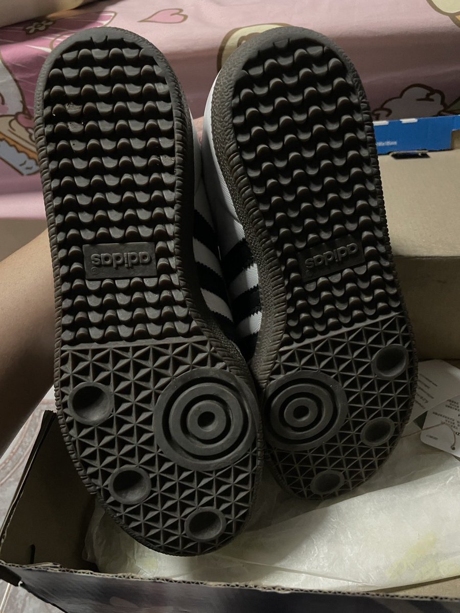 Ployrock's tweet photo. Adidas Samba og
Size 38.5 us6 uk5.5 j240
อปก กล่อง
ส่งต่อ 1600฿ส่งฟรี (shop3800฿)

#adidasshoes #adidassamba #adidassambaมือสอง #sambaog #ส่งต่อรองเท้ามือสอง https://t.co/DOLF6Sv6hn
