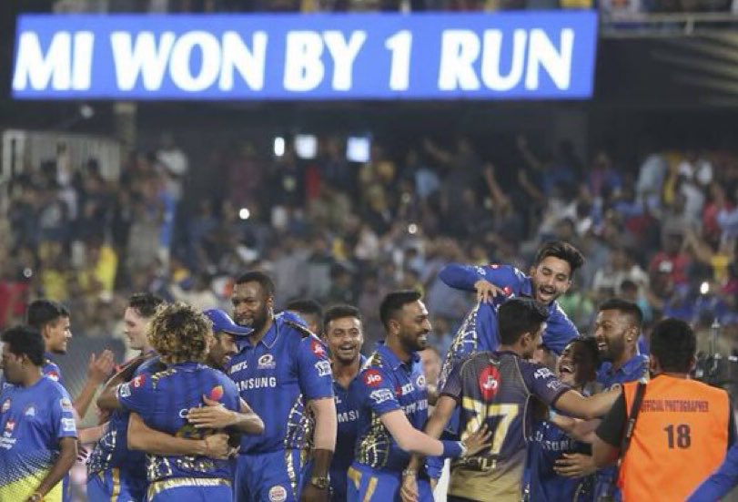 iamabdullah013's tweet photo. seeing Vaibhav with the RCB boys took me back to when Shubman Gill won the Emerging Player award for KKR and celebrated it alongside the MI boys. https://t.co/qS0XSeKqZo