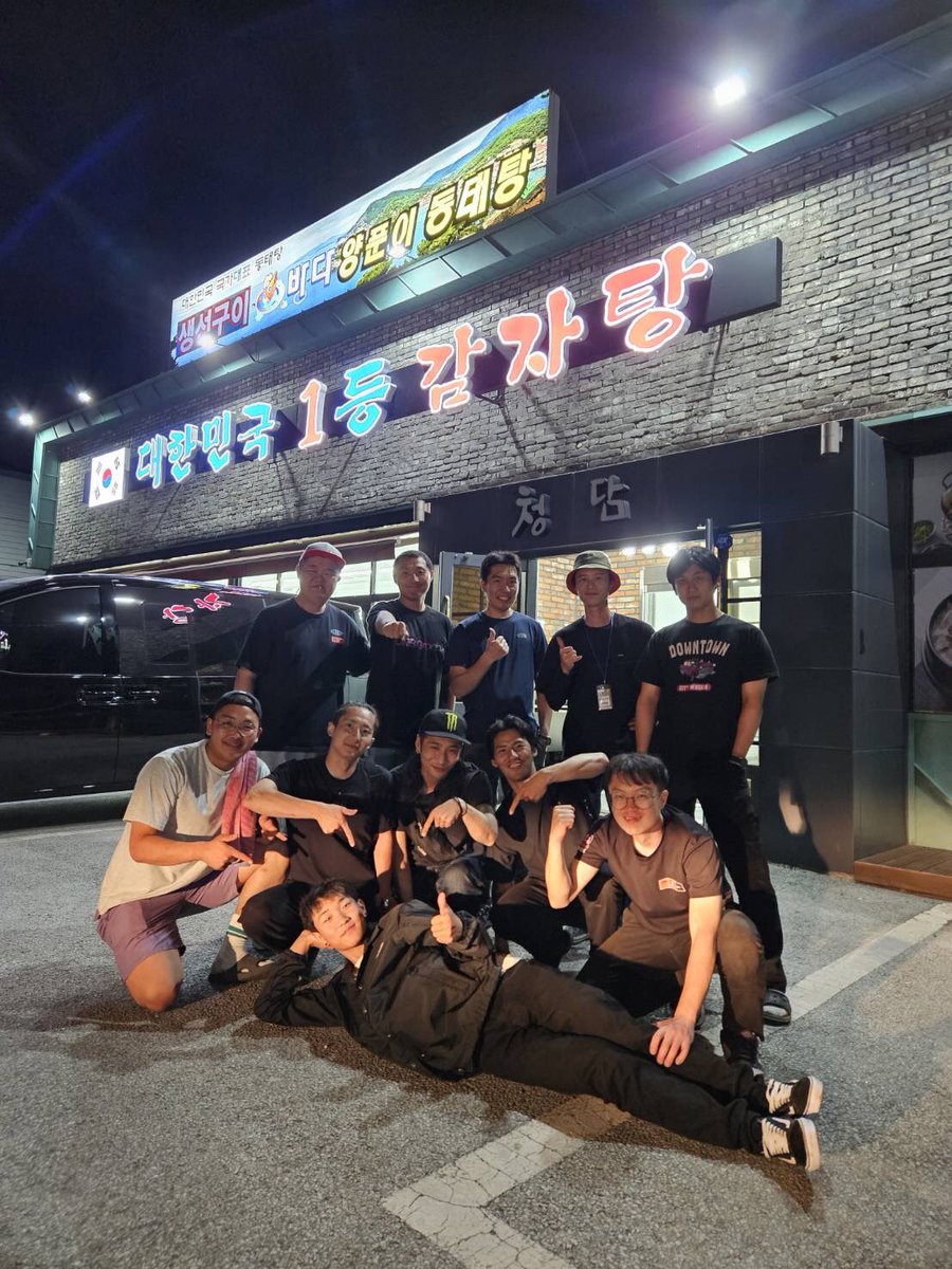 afffokka's tweet photo. マシンに合わせられなかったりで反省点はすごく多かったけど楽しかった。
今回の大会でもたくさんの方々に多くをご教授いただけたのでもっと技増やして、もっと精度上げて、
今よりもっと上手くなります💪 https://t.co/mil9mgkM75