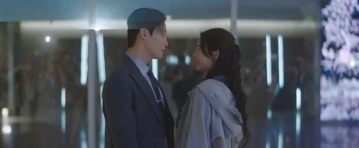 mudeoka's tweet photo. may your night shine,
𝘢 𝘭𝘪𝘵𝘵𝘭𝘦 𝘣𝘳𝘪𝘨𝘩𝘵𝘦𝘳 𝘵𝘩𝘢𝘯 𝘺𝘦𝘴𝘵𝘦𝘳𝘥𝘢𝘺.

it really is shining,
𝘯𝘰𝘸 𝘵𝘩𝘢𝘵 𝘪 𝘢𝘮 𝘸𝘪𝘵𝘩 𝘺𝘰𝘶.

#MyRoyalNemesisEp7
#MyRoyalNemesis https://t.co/DrlplaoCis