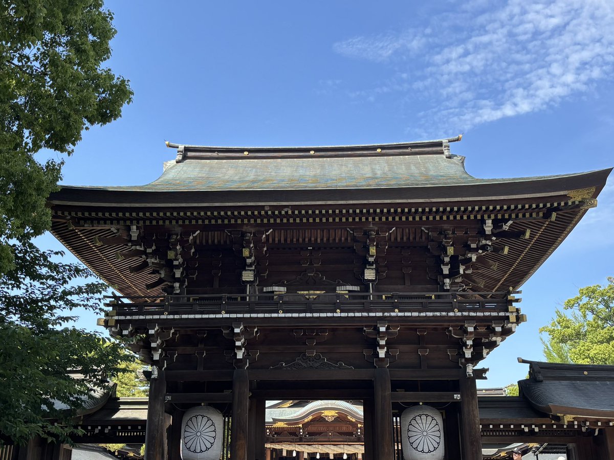 munazooo's tweet photo. 昨日はお友達と寒川神社に行ってきました⛩️
遠かったけど、とってもいいところだった！！
御神楽や雅楽の演奏も見られて大満足✨✨
いつか行ってみたいなぁ〜と思っていたところだったので誘ってもらえてよかった😊 https://t.co/LzKSt1R1eV