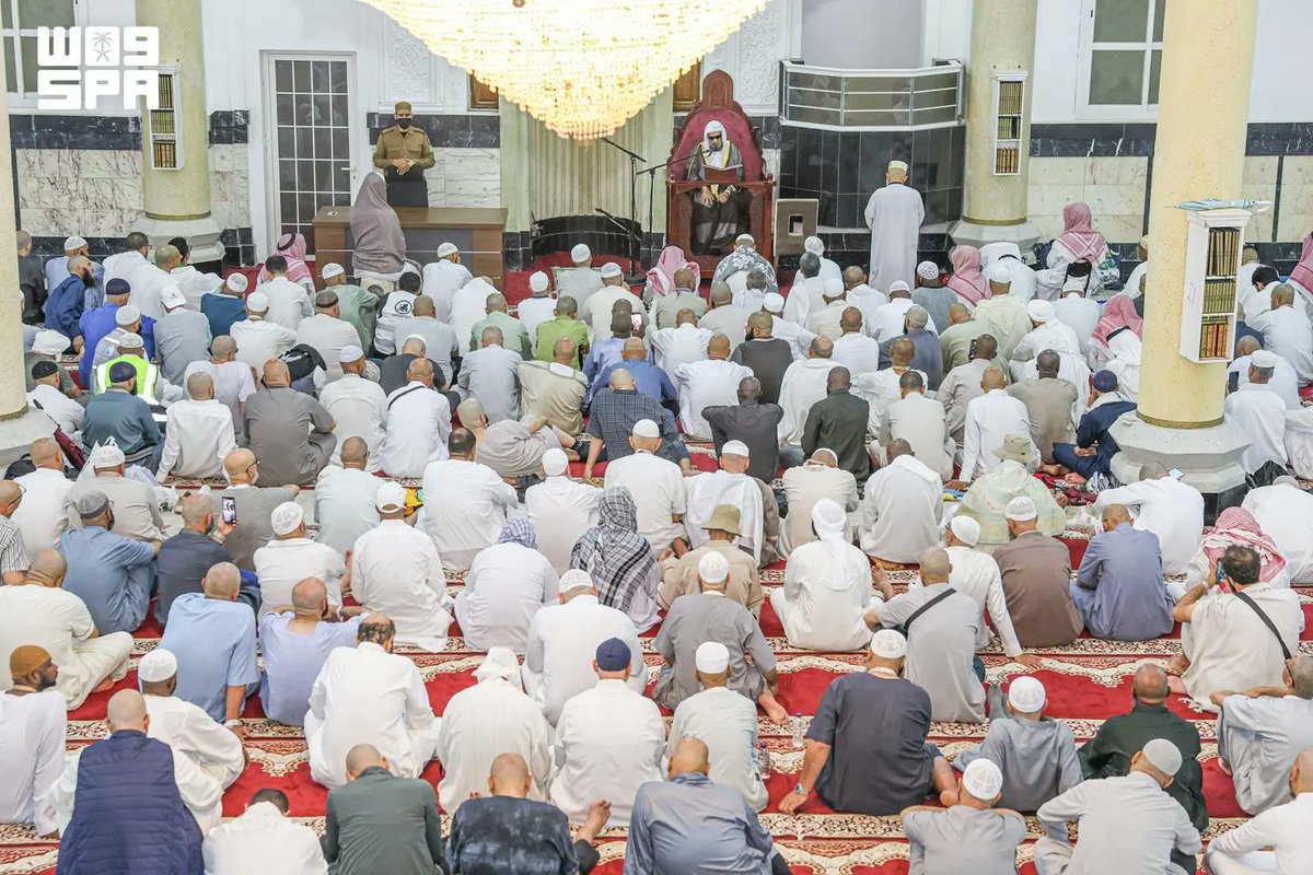 SPAregions's tweet photo. "الشؤون الإسلامية" تنفذ أكثر من 145 ألف نشاط دعوي وتبث 7.2 ملايين رسالة توعوية حتى 14 ذو الحجة.
https://t.co/pkrIHRx3nI
#واس_حج47 https://t.co/mDDfDPdLud
