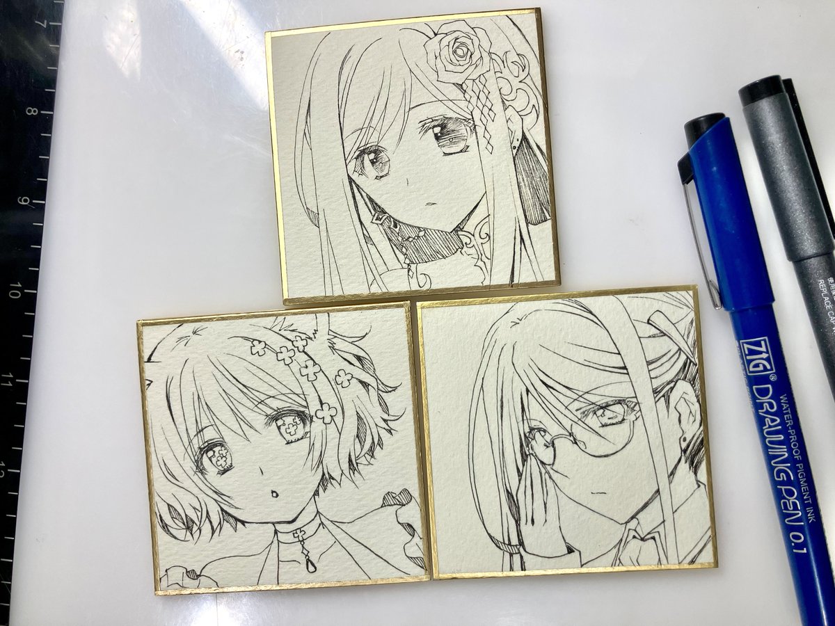 🖌🐼豆色紙小さいんでサインは裏に入れときます