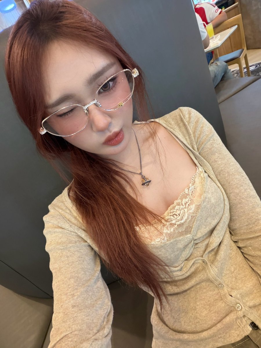 zecargla's tweet photo. มาอวดเล็บบบ https://t.co/rf1cNzbyWP