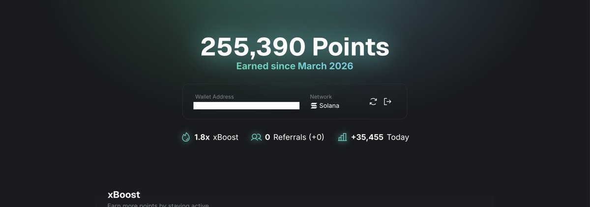 InvierteconSeb's tweet photo. Los números de nuestra estrategia en xStocks un mes después y, además, os añado una nueva pata con STRC.

La idea con @xStocksFi ha sido simple: posiciones contrarias en diferentes protocolos para sacarnos un diferencial sin estar expuestos al precio. Lo que se conoce como Delta Neutral o DN.

Bien pues, esto es lo que llevamos generado:

▪️ 4,30$ de funding rates en Lighter por el momento, más los puntos ocultos por mantener el OI.

▪️ 6,50$ en rewards de Jupiter.

▪️ Más de 225.000 puntos acumulados en Xstocks.

No nos podemos quejar para nada porque nos estamos exponiendo a dos buenos proyectos sin hacer mucho.

Sin embargo, el otro día vi un post de mi amigo @denisfinanzas donde hablaba de Kamino y la posibilidad de dejar $STRC con un 12% de rentabilidad y me vinieron algunos cambios a la cabeza.

Esto es lo que he hecho:

1️⃣ He pedido prestados 750$ en ethereum:0xa0b86991c6218b36c1d19d4a2e9eb0ce3606eb48 en Jupiter al 1,35% usando como colateral mi SPYx, y he depositado esos USDC en la misma plataforma al 5,3%.

¿Por qué no lo he hecho antes? 

Porque los puntos de Jupiter se calculan sobre la posición neta (lo depositado menos lo prestado). Al pedir prestado, mi posición neta baja y por tanto los puntos también.

Es decir, más rentabilidad pero menos puntos. Un cambio consciente.

2️⃣ He depositado 1.000$ en STRC en Kamino y hecho un loop sin apurar mucho el health factor. He pedido solo el 30% de mi capital al 8% de interés y lo he depositado al 12% en forma de STRC. Un 4% de diferencial.

Ahora con esta pata compensamos con creces los puntos perdidos al modificar la táctica inicial.

Me costó un poco poder comprar STRC porque si usas Backpack te sale un spread del 5% cuando compras. Muy loco.

Acabé usando Phantom pero creo que ese slippage solo es visual. De todas formas, id con cuidado porque los números van bailando. Es decir compras 3 unidades, te llegan 2.9 y al rato ya tienes los 3. Curioso.

🟠 Conclusión

Seguimos con el mismo enfoque pero incrementamos un poco el riesgo y la rentabilidad.

Ahora, nuestra posición global nos dará los funding rates de Lighter más un 4% de diferencial entre el borrow y el lend en Jupiter. Además, nuestro STRC nos garantiza un buen APR mientras seguimos generando puntos de xStocks.

Esto es lo que entiendo yo por farmear bien. Cero exposición al precio, rendimientos pasivos en varios sitios a la vez y puntos acumulándose para cuando salgan los airdrops.

Os iré contando los próximos avances la semana que viene.

¿Vosotros estáis dentro de esta estrategia o seguís sin verla clara?