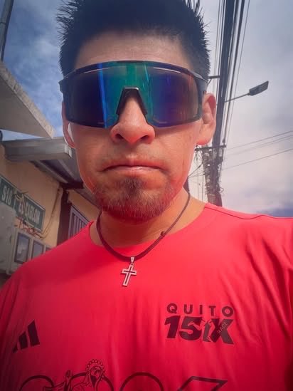dan_mues's tweet photo. #quito15krace2026
#dia #running #go 
🇪🇨😃💪 🏃‍♂️ 🔊✔️ https://t.co/RxGXiOrSKc