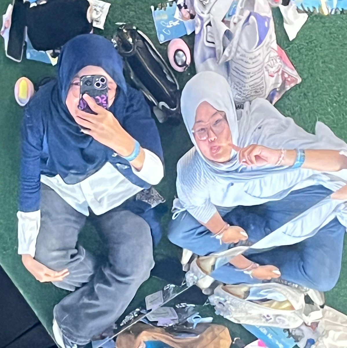 ayloopyy's tweet photo. #onedoormain pt 1 sama una catch catch SERUU BGT MAU NORAE LAGI
#StepsToLeadYouHome https://t.co/GzNkbEdYuD