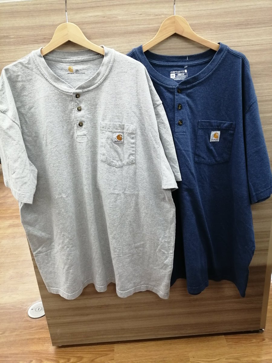 OFFHOUSESHIBATA's tweet photo. こんにちは👋
オフハウス新発田店です✨
今年は何枚でも欲しいヘンリーネックT!
当店にも続々と入荷中👕
#Carhartt
#リユースでファッションを楽しもう
#オフハウス新発田店 https://t.co/S2kNsMkPzR
