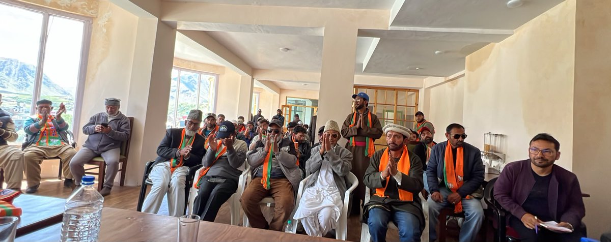 GulistanLadakh_'s tweet photo. Ladakh BJP concluded the Pandit Deendayal Upadhyaya Mega Training Campaign 2026, with around 500 karyakartas trained across seven organisational districts.
@BJP4India @BJP4Ladakh
#LadakhBJP #PanditDeendayalUpadhyaya #TrainingCampaign #Ladakh https://t.co/JItB0vywvU
