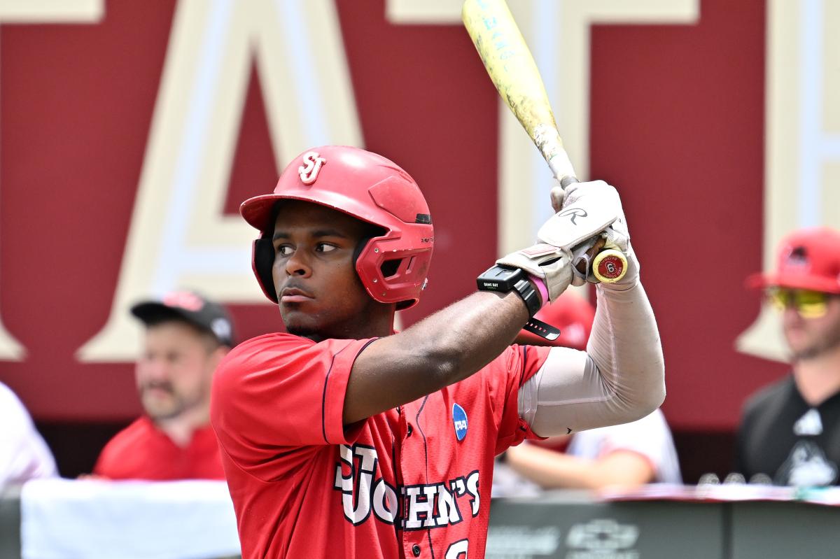 nypost's tweet photo. St. John's baseball reaches NCAA regional final with historic offensive outburst to top Northern Illinois https://t.co/LjUJHZNMm7 https://t.co/QWZLZkJ8Ls