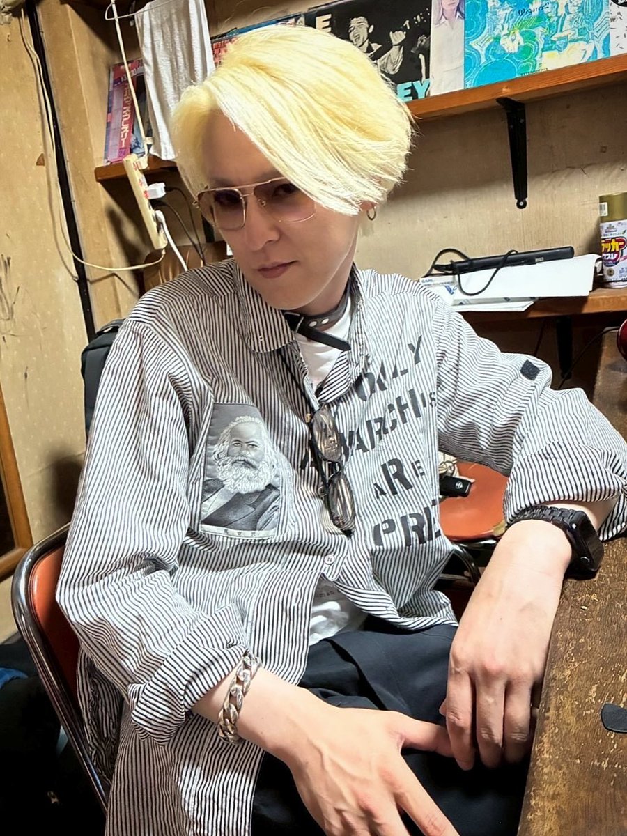 ai_punk_madonna's tweet photo. 昨夜の福岡博多も最高に盛り上がったで〜しかし

レコ発ツアー九州2DAYS
ワシらの魅力的な刺激に出逢ってしまった皆さん &amp; サポートしてくれたルーシー氏ホンマにありがとさんでした〜！

いよいよ次は
"ビンボーPOWER! 2026"
レコ発ツアーファイナル‼︎
心斎橋KING COBRAにて
よろしく･愛･集！ https://t.co/PRsyWe55os