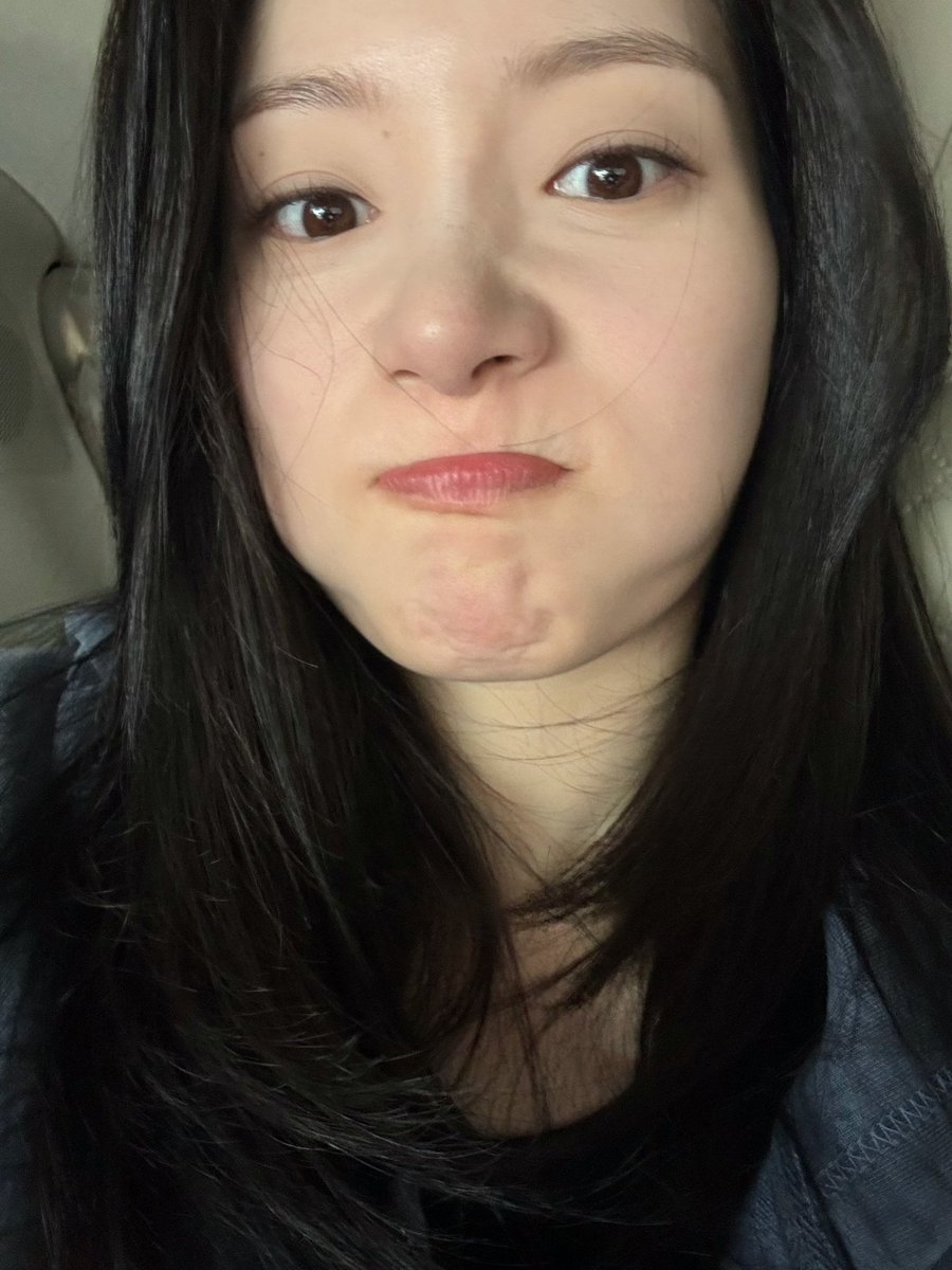 jcyfiles's tweet photo. 260601 chaeyeon plus chat update ~ 

"I'm on my way to the next location/set, but I already feel so empty~~~~~~ for some reason, it feels like it should be the practice room when I arrive. I want to go to the practice room and order bubble tea in different flavors to share, and eat gimbap ordered skillfully by daengi!!!!!!!" 

she's missing practice and the members so much already 😭

#정채연 #JungChaeyeon #아이오아이 #IOI