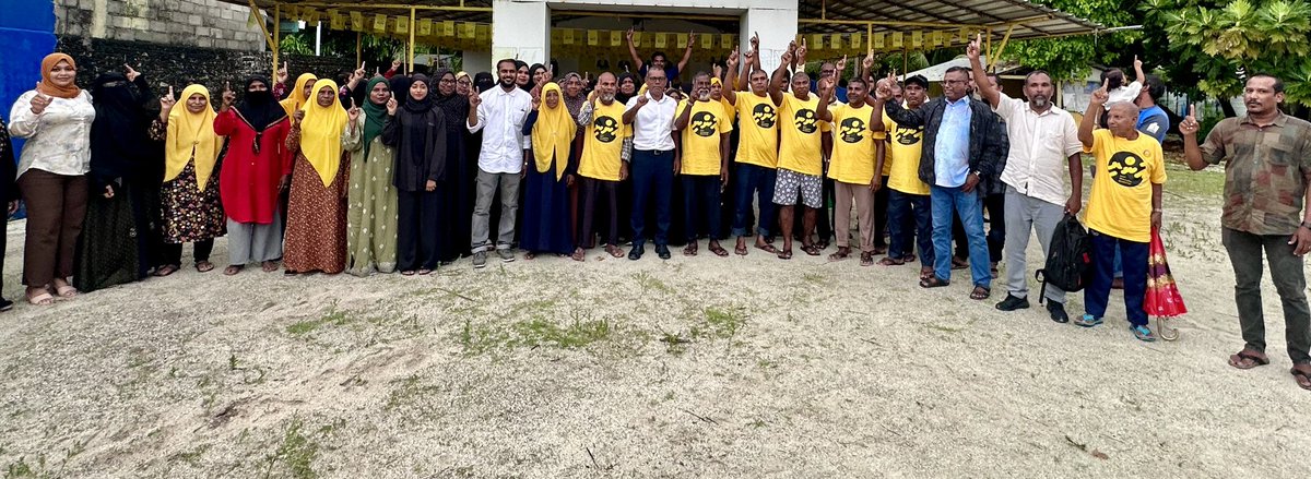 charly_thuthu's tweet photo. ބާރަށް ބާރަށް ކުރިއަށް 1️⃣✅

#BoduBadhalu 
#VoteAnni 
#AnniForChair https://t.co/dESzehwSPL