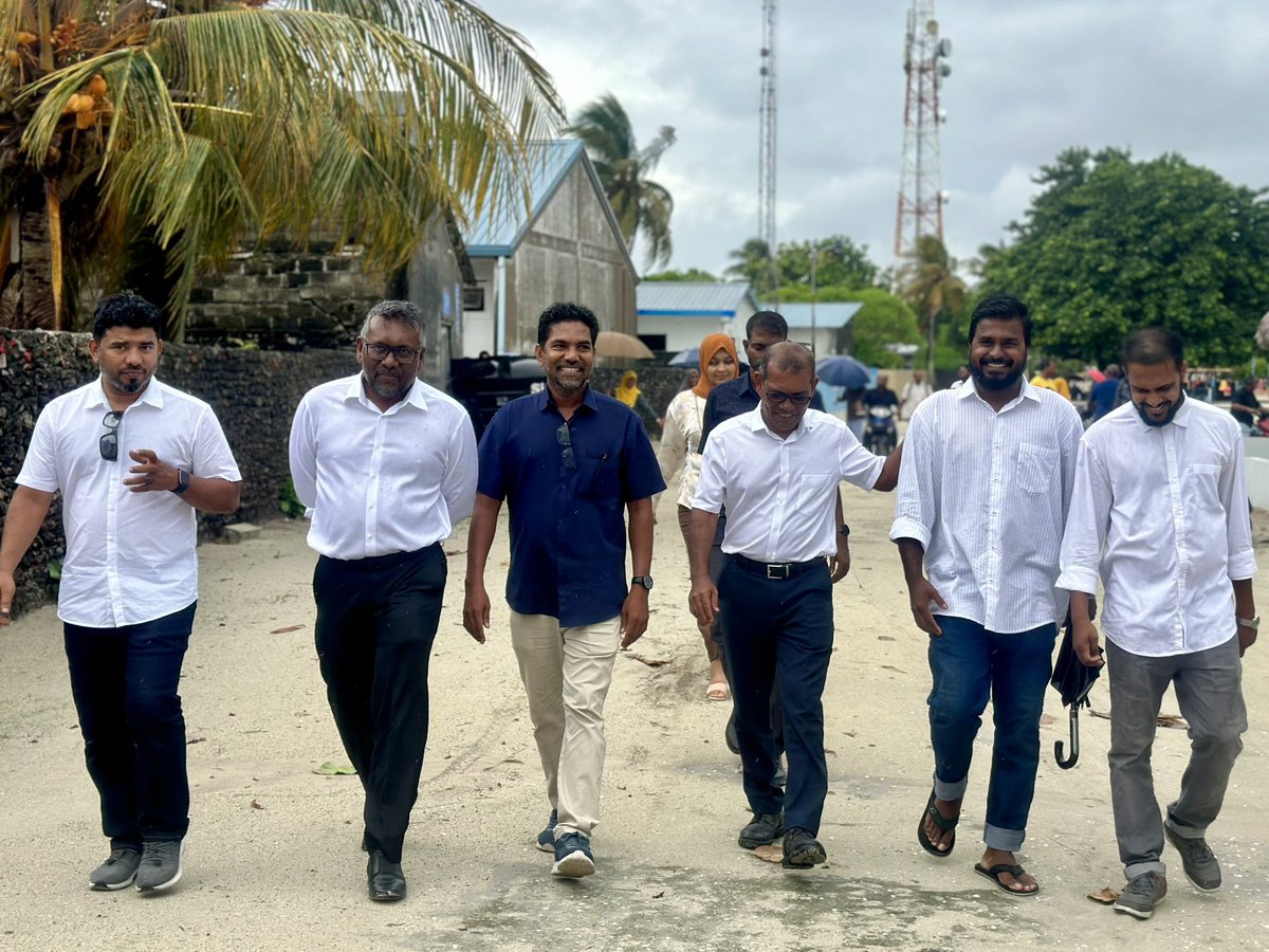 charly_thuthu's tweet photo. ބާރަށް ބާރަށް ކުރިއަށް 1️⃣✅

#BoduBadhalu 
#VoteAnni 
#AnniForChair https://t.co/dESzehwSPL