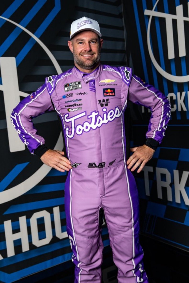 Team97SVG's tweet photo. Best Oval Finish Yet.

P7 for SVG!! This team &amp; SVG as a whole has been SO good all season! https://t.co/DPWuY2Efma