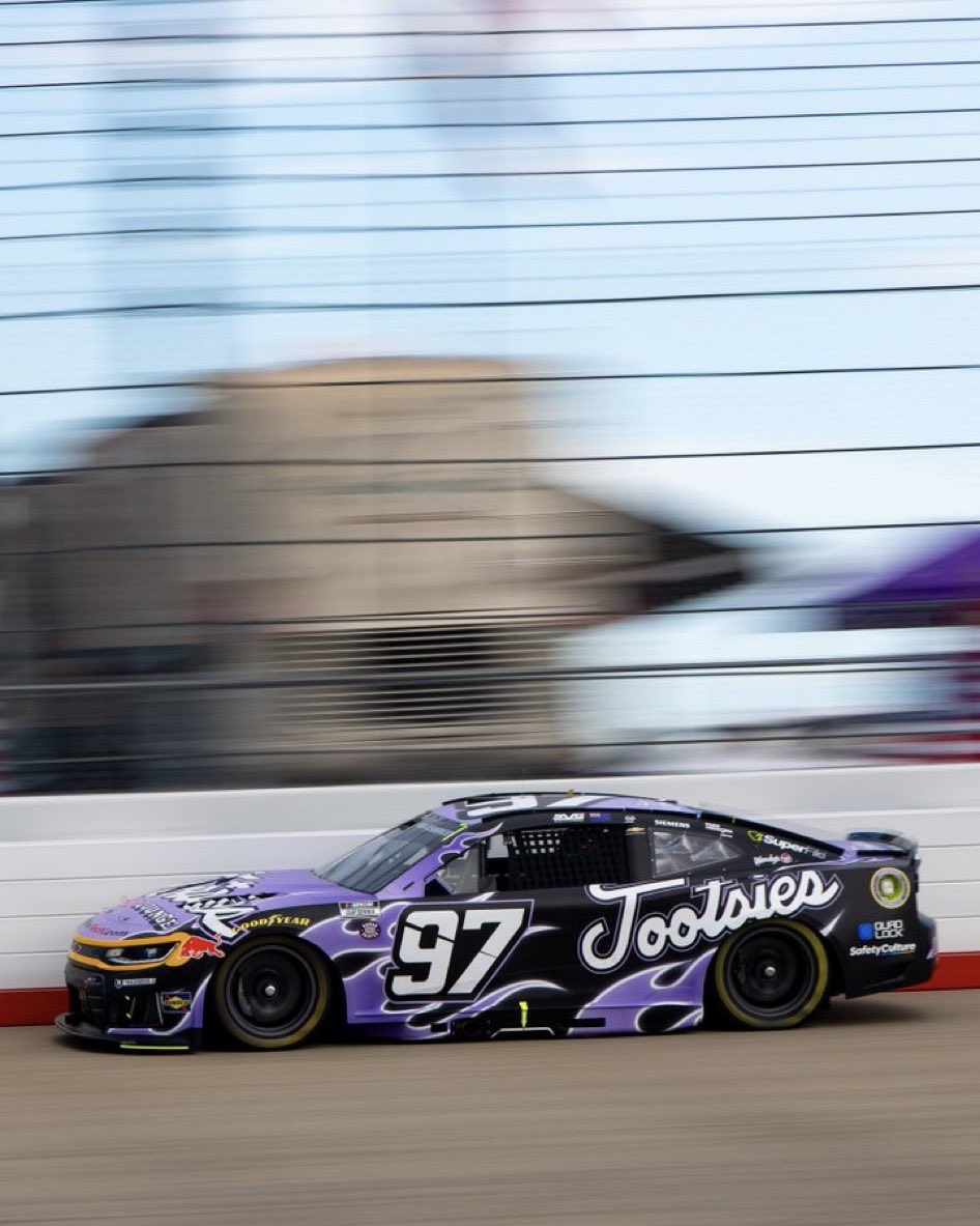 Team97SVG's tweet photo. Best Oval Finish Yet.

P7 for SVG!! This team &amp; SVG as a whole has been SO good all season! https://t.co/DPWuY2Efma