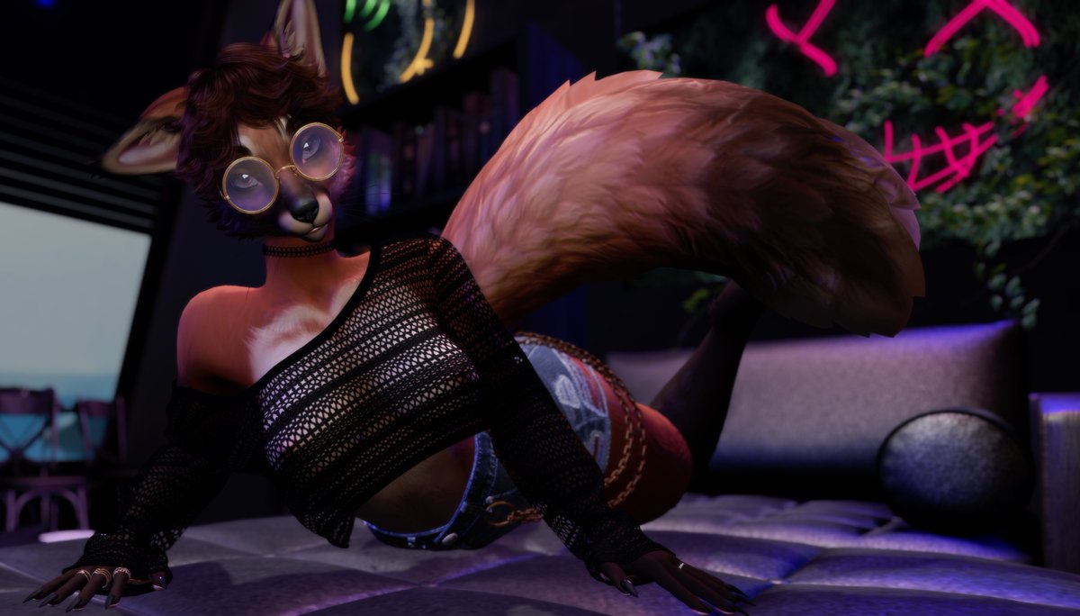 latenightbun's tweet photo. Checking out @August_Furry 's new Ember Fox 🦊 https://t.co/VxCG1QxRAi