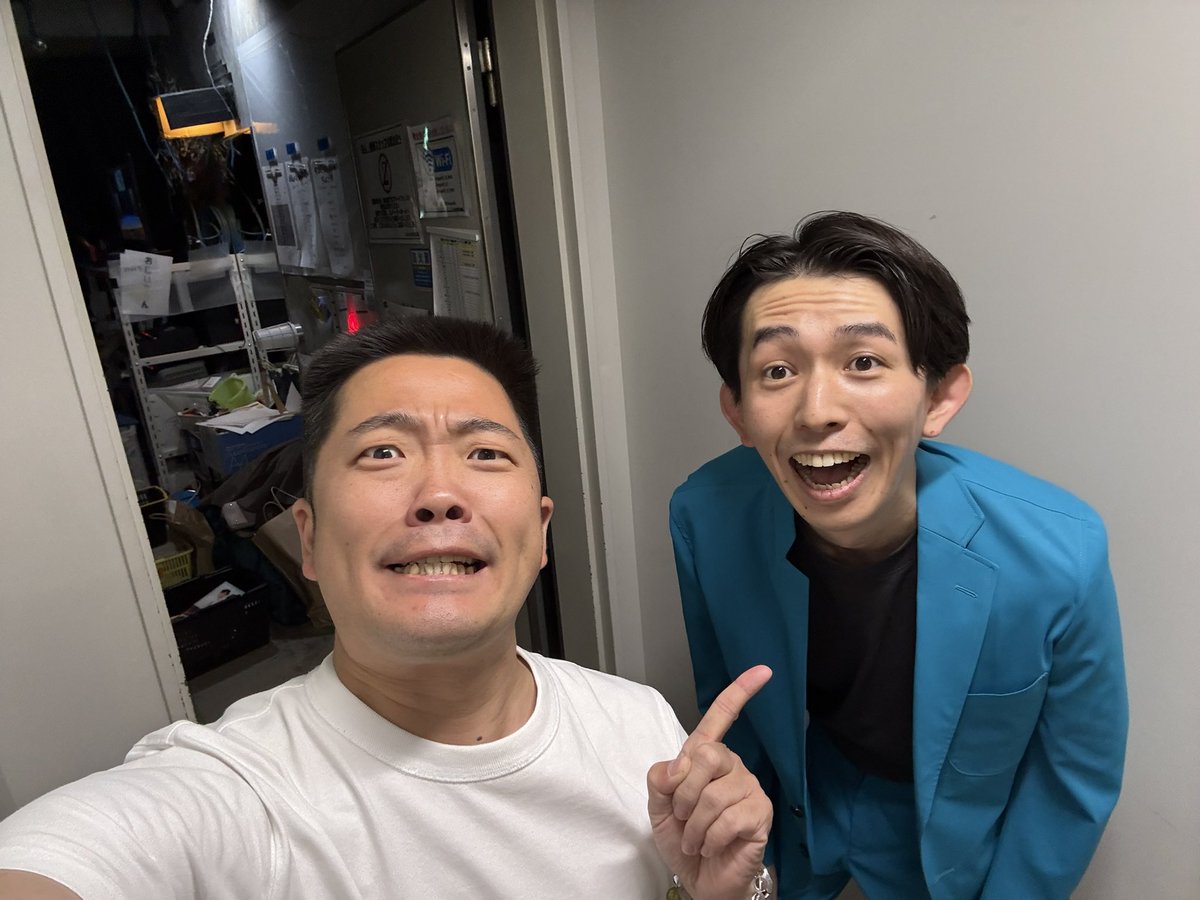 nori2_inakappe's tweet photo. 独りの男こと、真輝志の単独ライブ『お気に入りの勘違い』素晴らしかったです！

今まで同期の単独を見た中で1番緊張しました！

とにかくこちらからどうぞ！
https://t.co/yqMn3E3V1M https://t.co/KjBDeisKV9