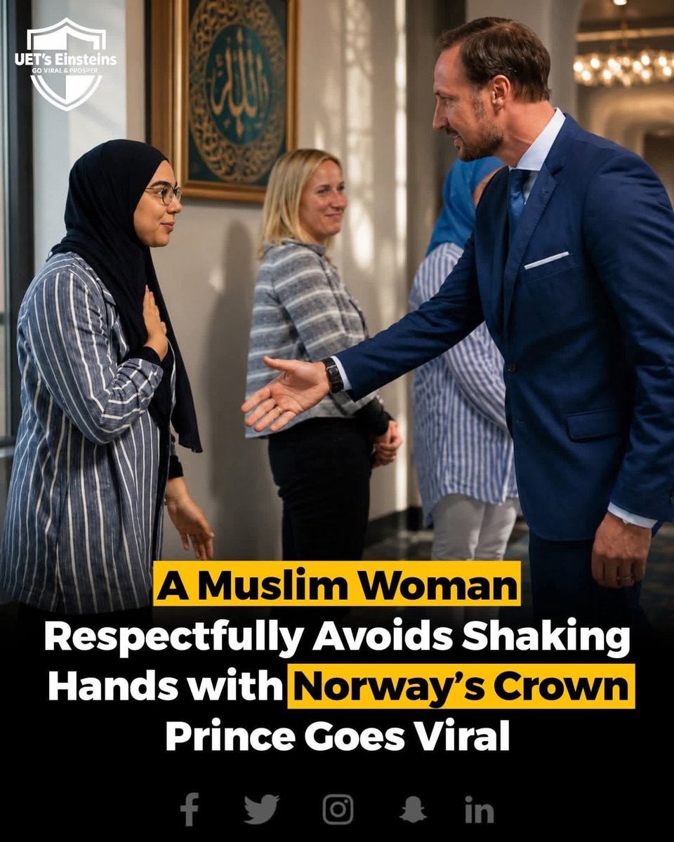 2222hollywood's tweet photo. اگر مرد سے ہاتھ ملانا ہی اتنا بڑا مسئلہ تھا یا ایمان کے لیئے خطرہ تھا تو پھر ایسی mixed gatherings اور شاہی تقریبات میں شرکت کی ضرورت ہی کیا تھی؟ https://t.co/t8n8tNeOCs