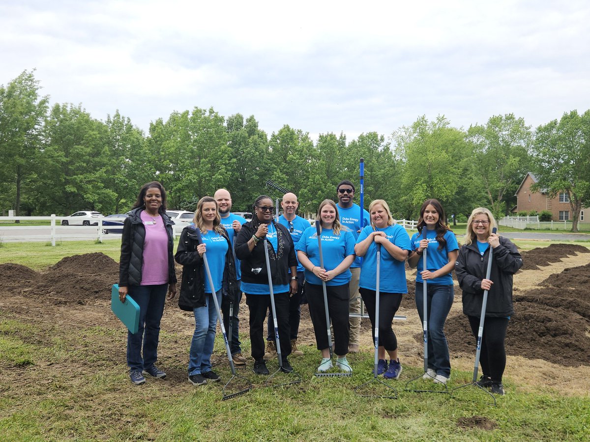 BronesHuber's tweet photo. @DukeEnergy volunteers helped start the Wild Indigo Flower Farm at Family Ark. Duke Energy Foundation also supported with a grant. The farm will create sustainable support for programs and provide second chance workforce development  opportunities for families served. https://t.co/Xu8kPgwvlw