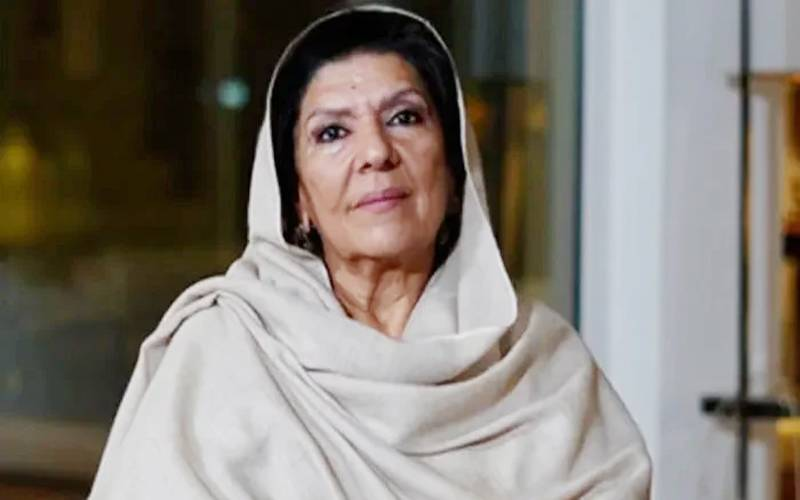 khurram143's tweet photo. عمران خان سے اڈیالہ جیل میں ایک سابق آرمی چیف کی ملاقات کی خبریں جھوٹی ہیں، ہم نے بیرسٹر گوہر سے اس حوالے سے تصدیق کی ہے، علیمہ خان https://t.co/JILGQMtl03