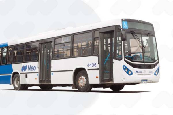 CristianCampi's tweet photo. La empresa NEO que unía los aeropuertos de Ezeiza y Aeroparque DEJO DE OPERAR. Los usuarios que adquirieron boletos en forma anticipada, llegan y se encuentran que los BUSES NO PASAN y LOS STANDS NO ESTÁN MAS EN LOS AEROPUERTOS para reclamar devolución de dinero. https://t.co/SGevJWBmUH