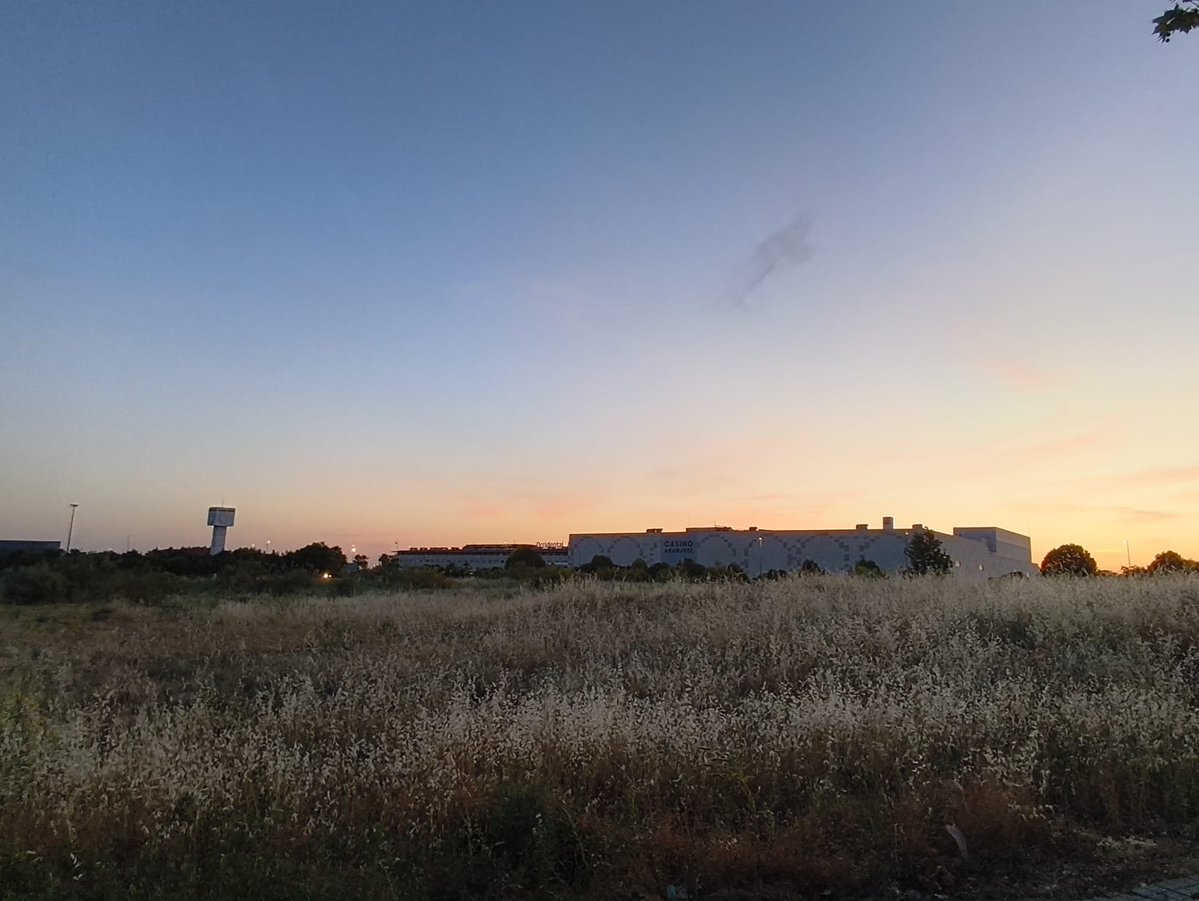 montanaaranjuez's tweet photo. Buenos días y feliz junio vecin@s. https://t.co/fpp82a00mG