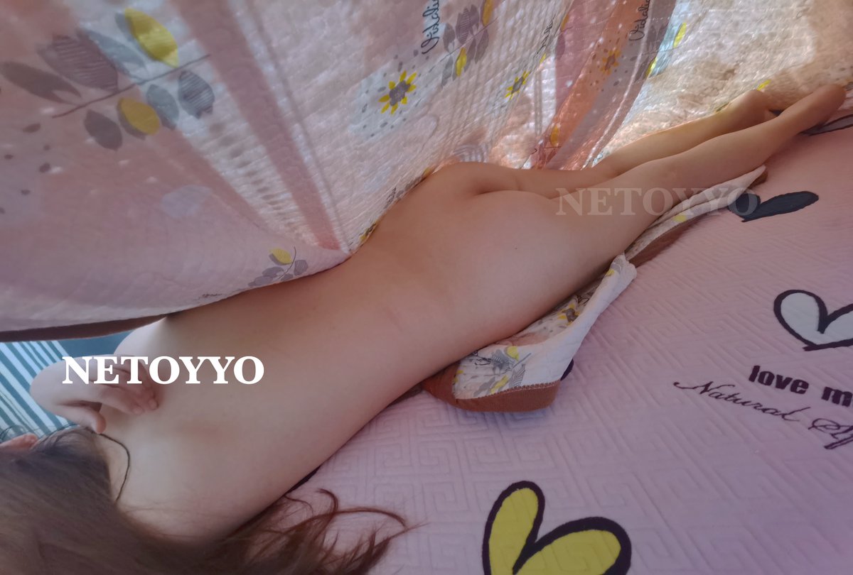 NETOYYO's tweet photo. What excited me even more was that she was my sister's best friend.
更让我兴奋的是，她是妹妹的闺蜜。
#Couples #情侣 https://t.co/1LlPJHdQ0S