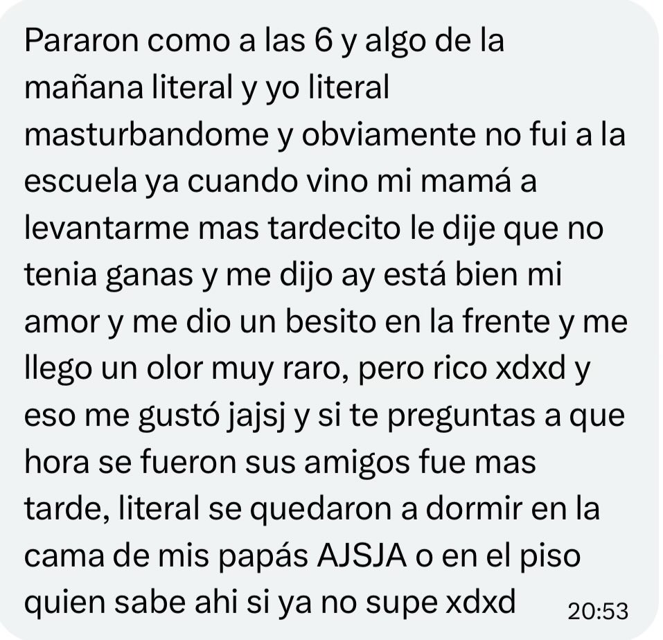 caferelatosxxx's tweet photo. Espiaba a su mamá que estaba con 3 hombres❤️ https://t.co/YOXfb0LfXU