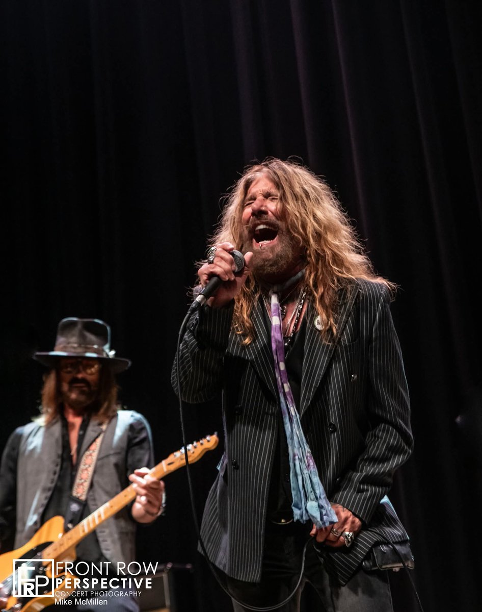 Crablegs59's tweet photo. Thank you Mike Mcmillen at Front Row Perspective for the very cool shots of the Nashville show at #therymanauditorium.

Jeremy Asbrock
Troy Luccketta
Marti Frederiksen
#PaulTaylor
#michaeldevin

@frntrwprspctive 

https://t.co/1Ejsn09s7G https://t.co/3yzpjyNhbm