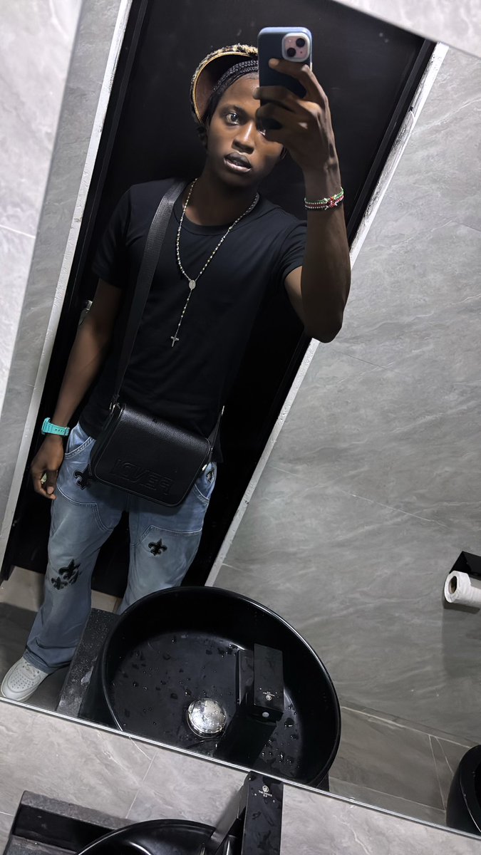 Bluza_'s tweet photo. @socetyhatesjay Randoms 🙄 https://t.co/Qx4vVEBYZn