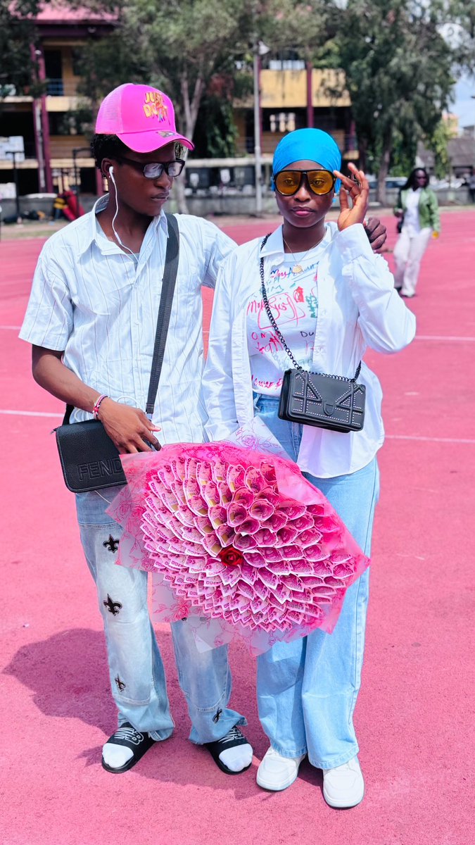 Bluza_'s tweet photo. @socetyhatesjay Randoms 🙄 https://t.co/Qx4vVEBYZn