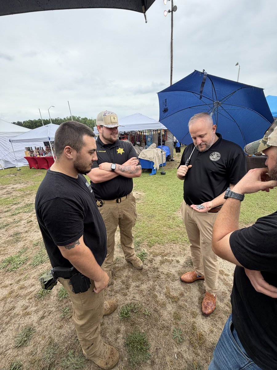 RepRussellFry's tweet photo. I had a great afternoon at the Ribs and Rods Festival in Clio yesterday where I had the privilege of presenting flags to Samuel McCollum and Pearlie Thomas for their time serving in the U.S. military and the Clio Town Council. 

As we approach our nation’s 250th anniversary, their service is a reminder that freedom is never free, and that strong communities are built by people willing to serve something greater than themselves. Thank you for having me!