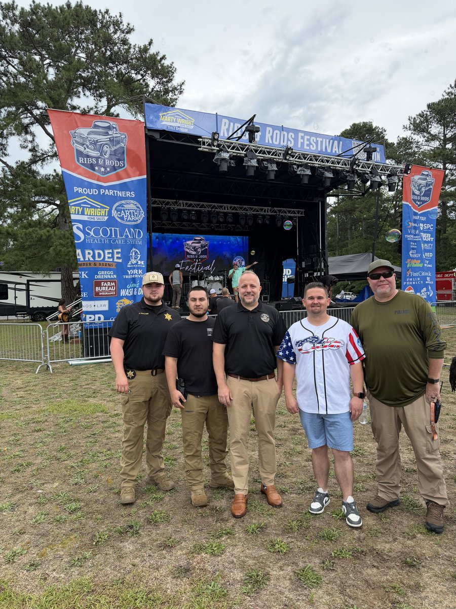 RepRussellFry's tweet photo. I had a great afternoon at the Ribs and Rods Festival in Clio yesterday where I had the privilege of presenting flags to Samuel McCollum and Pearlie Thomas for their time serving in the U.S. military and the Clio Town Council. 

As we approach our nation’s 250th anniversary, their service is a reminder that freedom is never free, and that strong communities are built by people willing to serve something greater than themselves. Thank you for having me!