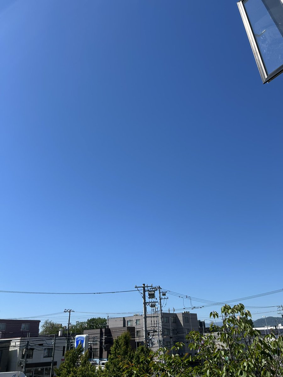ask_gate's tweet photo. おはようございます🌼札幌29℃☀️

最近食べるもの全部がおいしくて😭道民でよかったなあと思います😭😭😭笑

きっと北海道フィルターもありますが🥹笑
毎日美味しいもの食べられて幸せ🥹🥹

6月もよろしくお願いします！

#企業公式が毎朝地元の天気を言い合う 
#企業公式つぶやき部 https://t.co/GH4bFeFBqC