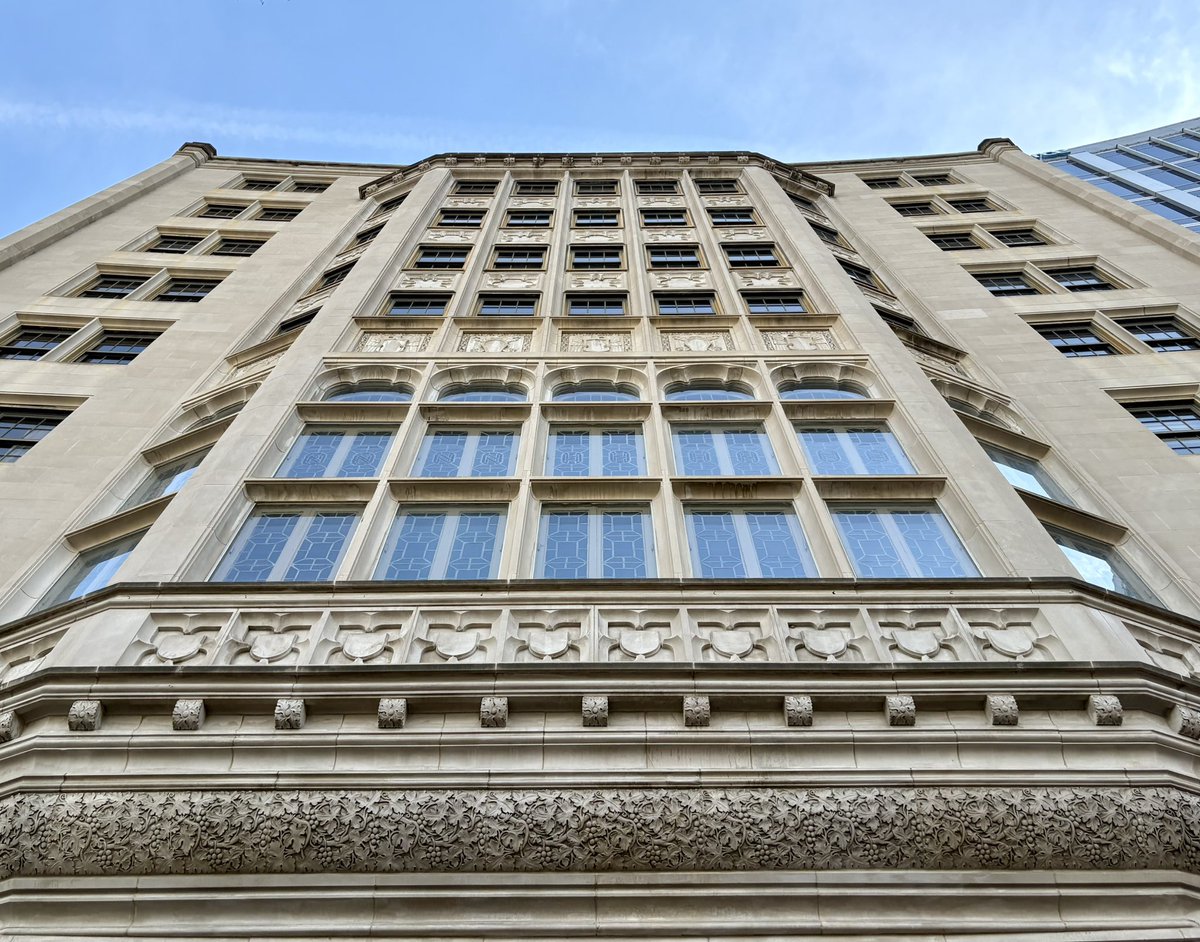 JoshLipnik's tweet photo. The Columbia Club (1925)
Indianapolis, IN https://t.co/OG5ju3EzN7
