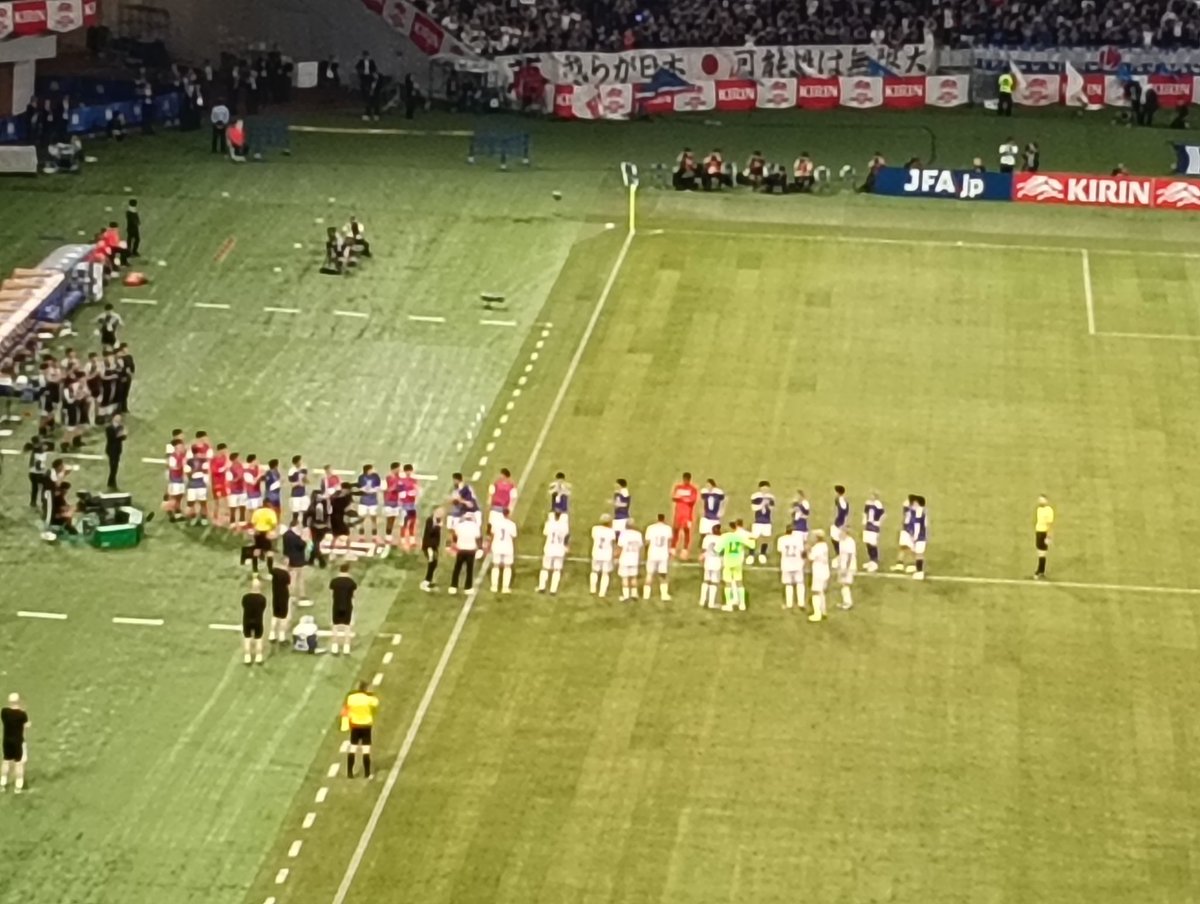 OICHAN0205's tweet photo. 久しぶりに日本代表、生観戦。 https://t.co/BUtdsid4mR