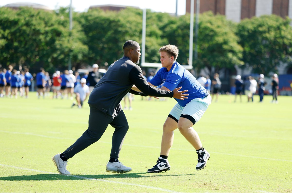 Max_Dearinger's tweet photo. SMU specialist showcase 1% better
@Bobby_Joe_14 @CoachAllenHC 
@CoachChristianJ @coach_clack @carlos_leggins @TheChrisRubio @cwill_86 @CoachSukenik https://t.co/AX6rPCL9eC