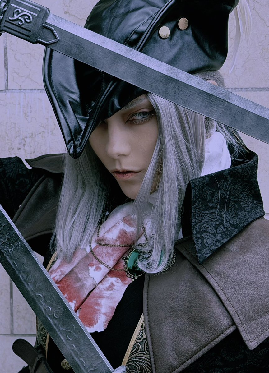 abnormal_walrus's tweet photo. Lady Maria from Bloodborne 
photo by my lovely gf https://t.co/vQivfsvvQa