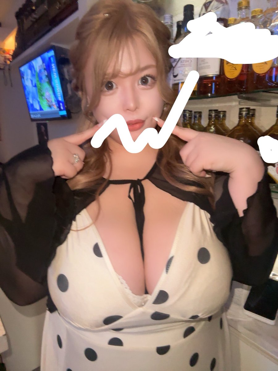 arisuin03's tweet photo. 親知らず生えてきて痛い😓

#ぽっちゃり https://t.co/2PWDMwjF5K