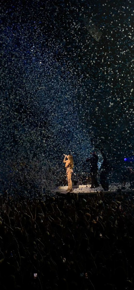 riichardchen's tweet photo. closing night 🥲 #ManchesterLocketTour https://t.co/LwUnCbbdNz