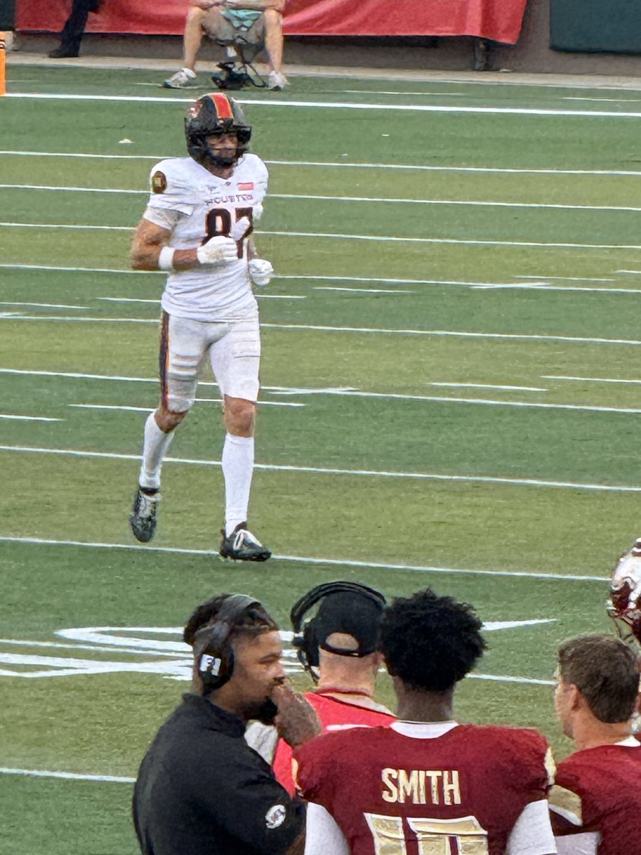 RonDavisJr4's tweet photo. No worries, DK “Mama-Bear” was in the house at Birmingham supporting @KadenDavis23 ⚡️
@UFLGamblers 
#Family https://t.co/sGBUKoilIy