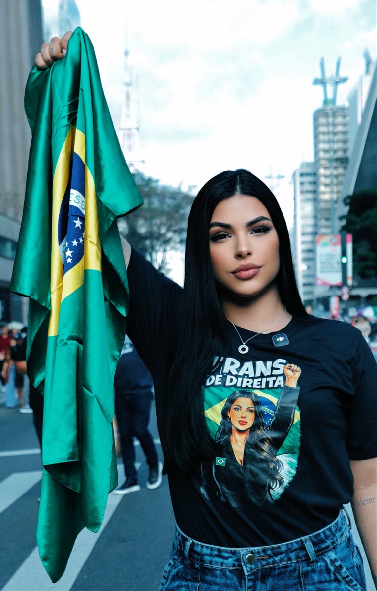 barcllay's tweet photo. De direita com ORGULHO! 💚🇧🇷 https://t.co/Rebw4sacJ4